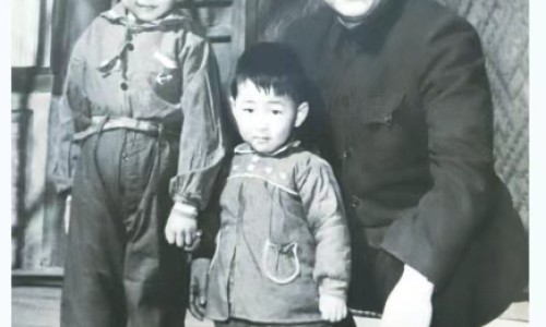 九个月宝宝鹅口疮是什么原因引起的-九个月宝宝偶尔缩脖子-专业九个月宝宝呕吐但精神正常平台-九个月宝宝哺食谱